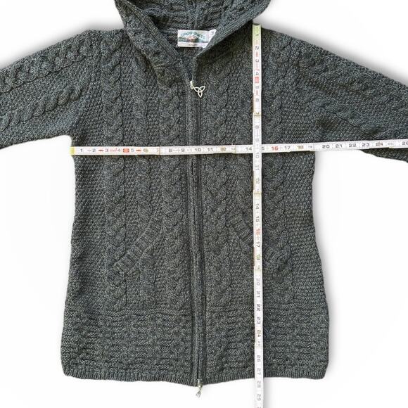 Vintage Merino Wool Zipper Cardigan Hooded Sweater Aran Crafts Medium Women - Picture 3 of 7